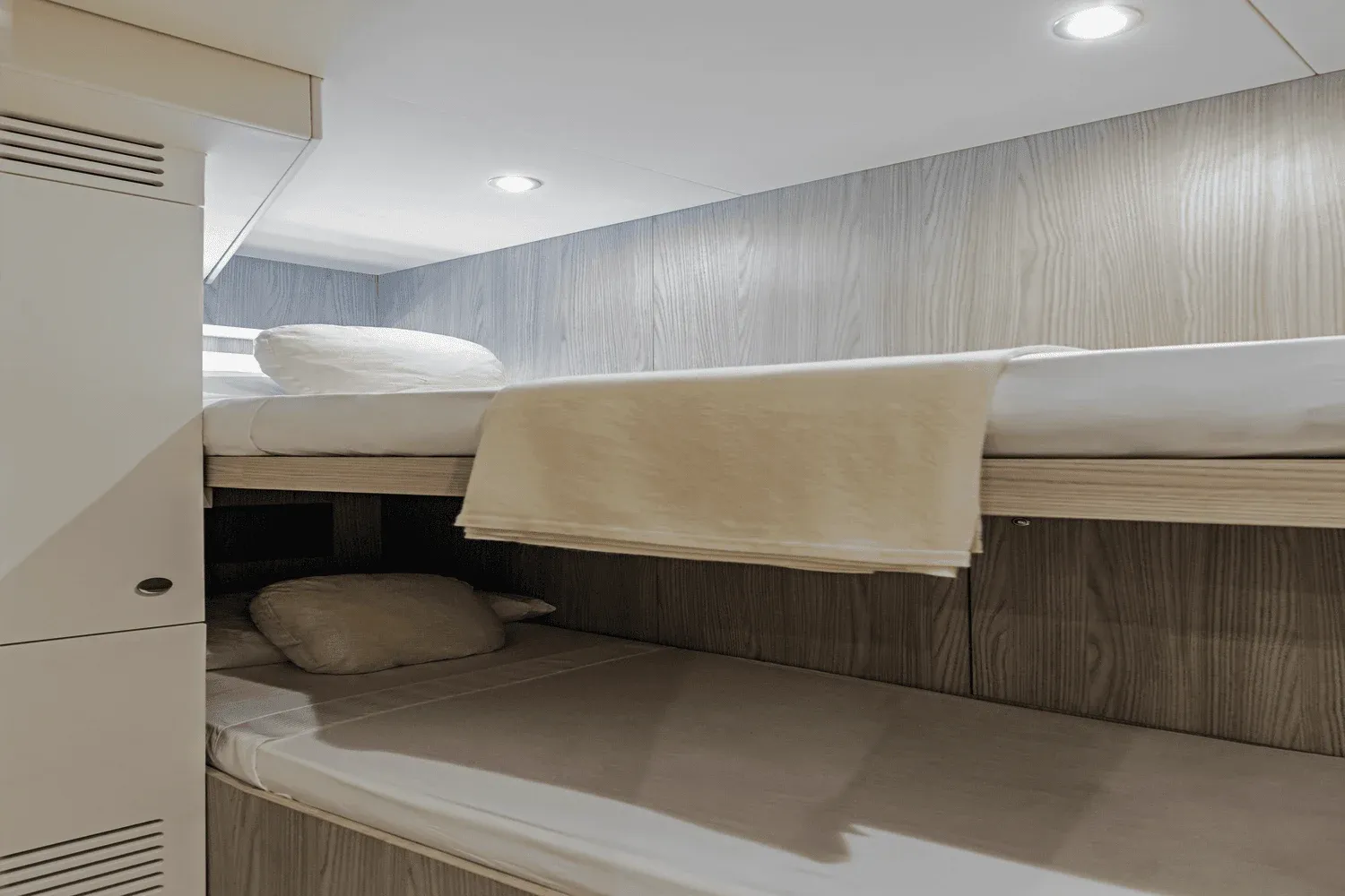 2025 Azimut
                                                             Grande 26M Image Thumbnail #53