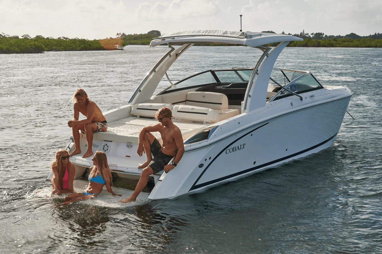 2026 Cobalt R31 Surf Image Thumbnail #8