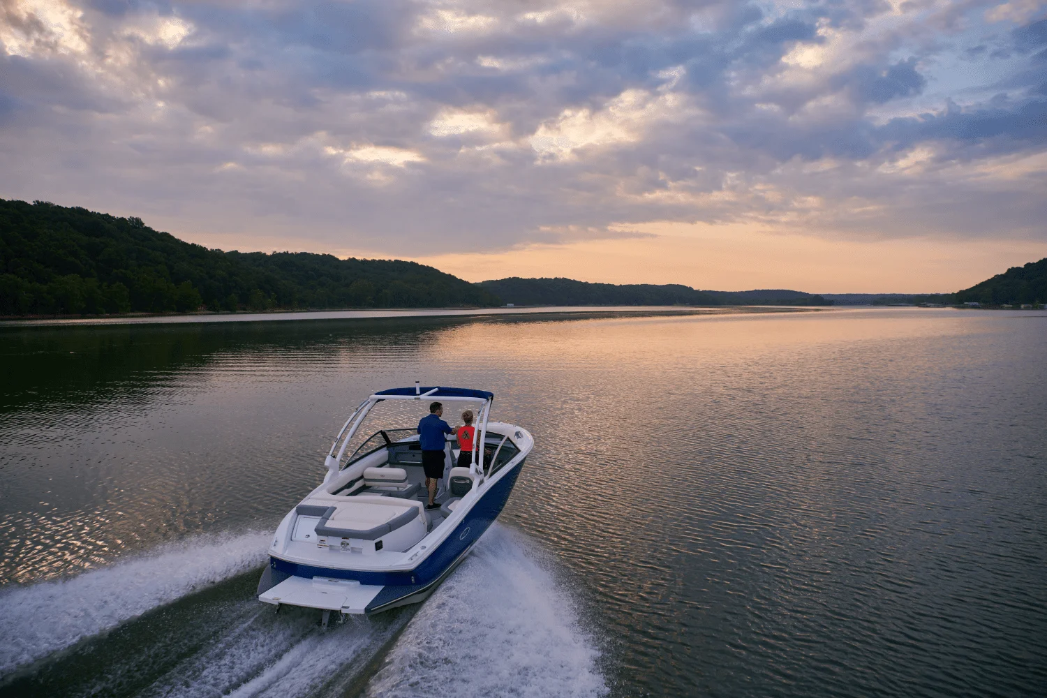 2026 Cobalt CS23 Surf Image Thumbnail #4