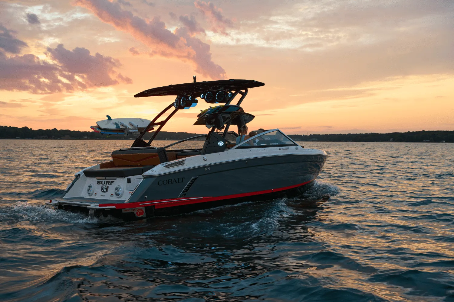 2025 Cobalt R4 Surf Image Thumbnail #3