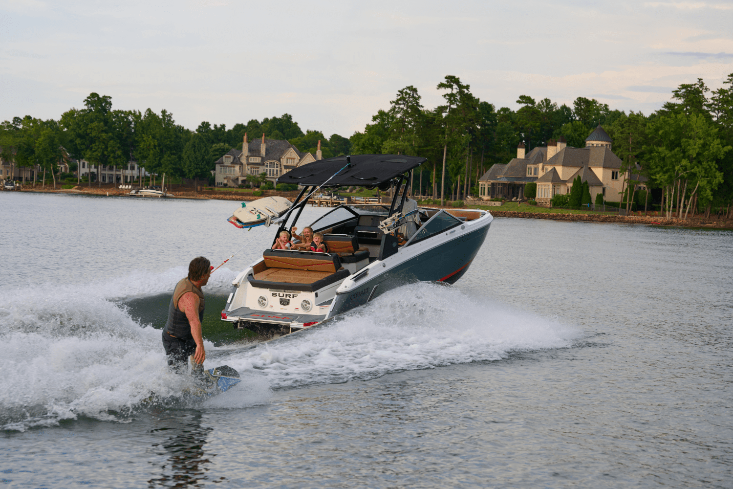 2026 Cobalt R4 Surf Image Thumbnail #16