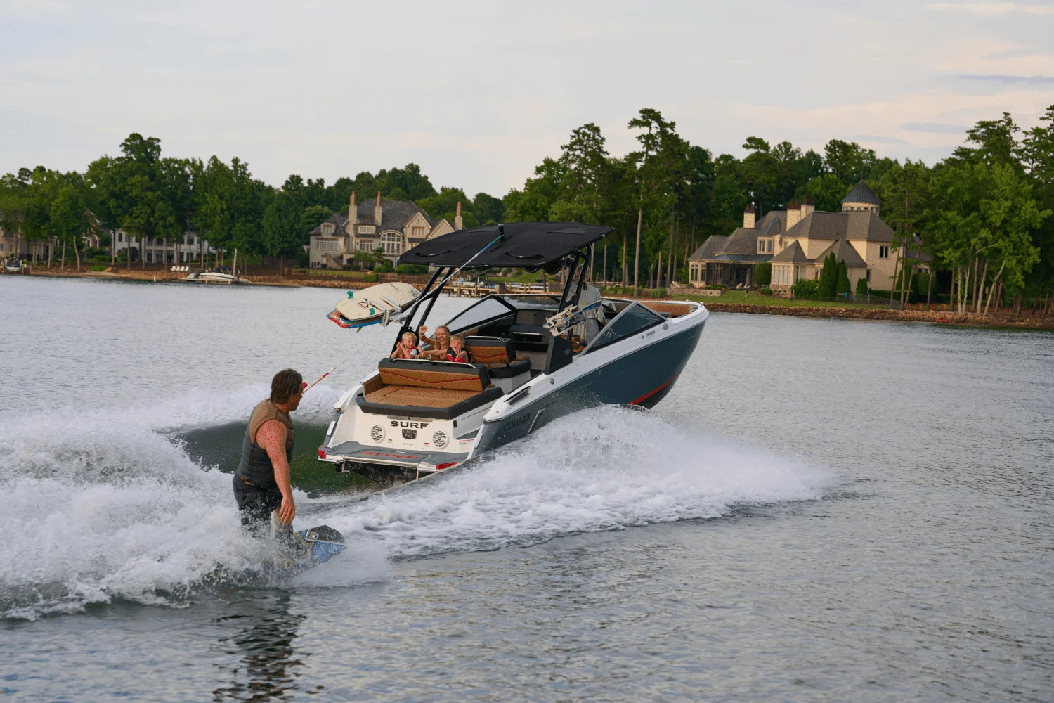 2026 Cobalt R4 Surf Image Thumbnail #16