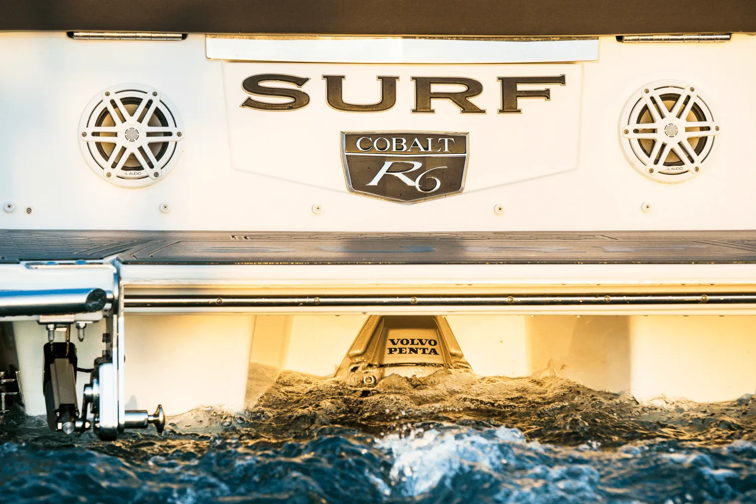 2025 Cobalt R6 Surf Image Thumbnail #11