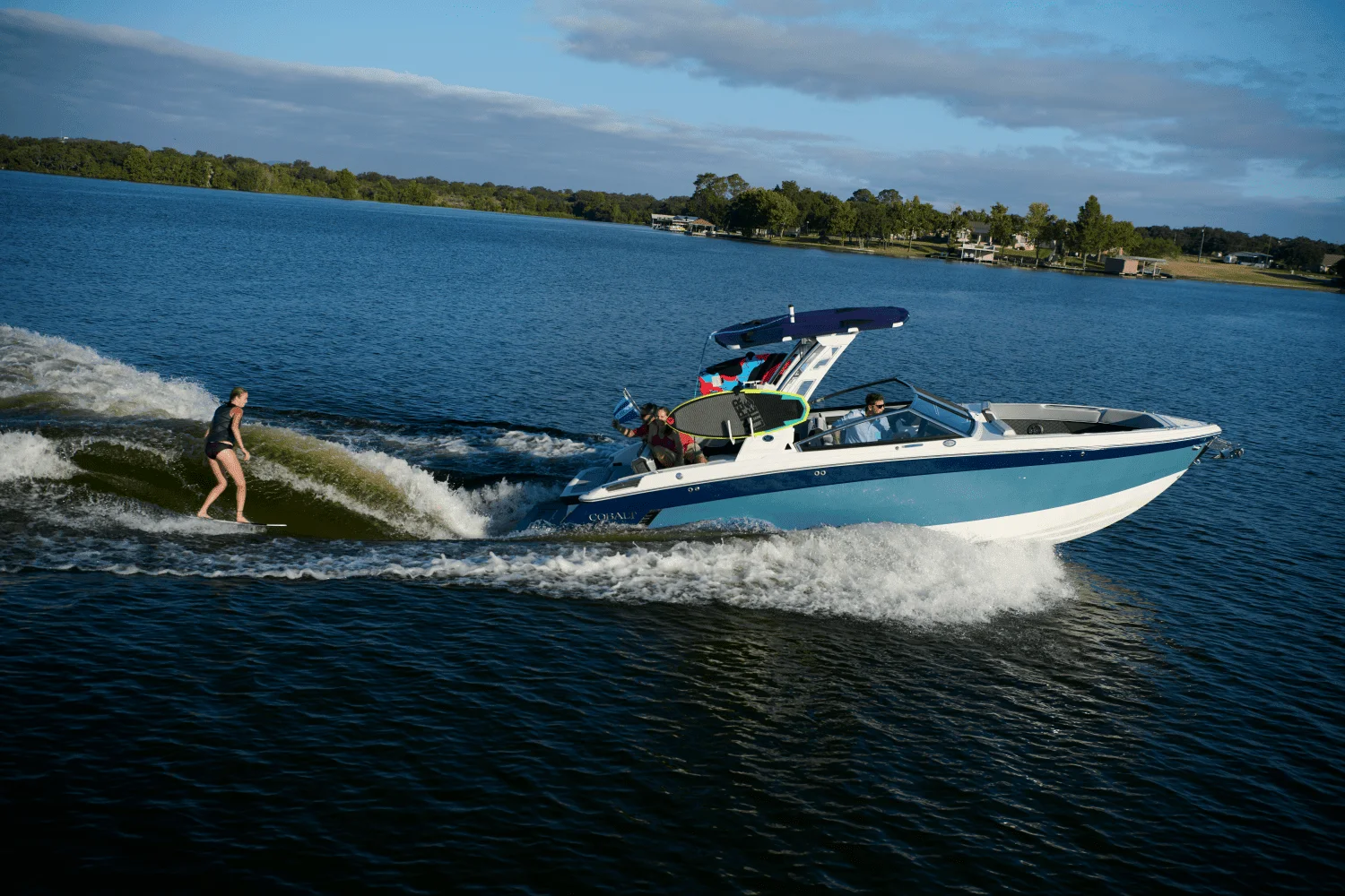 2026 Cobalt R8 Surf Image Thumbnail #17