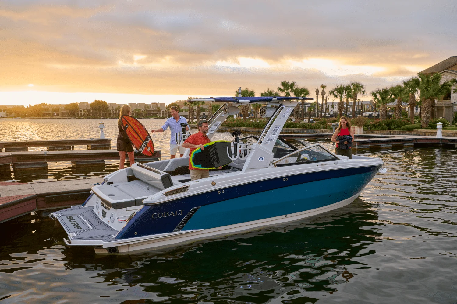 2026 Cobalt R8 Surf Image Thumbnail #18