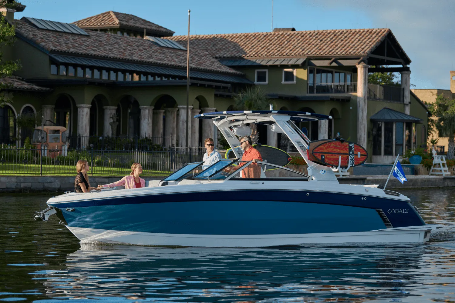 2025 Cobalt R8 Surf Image Thumbnail #16