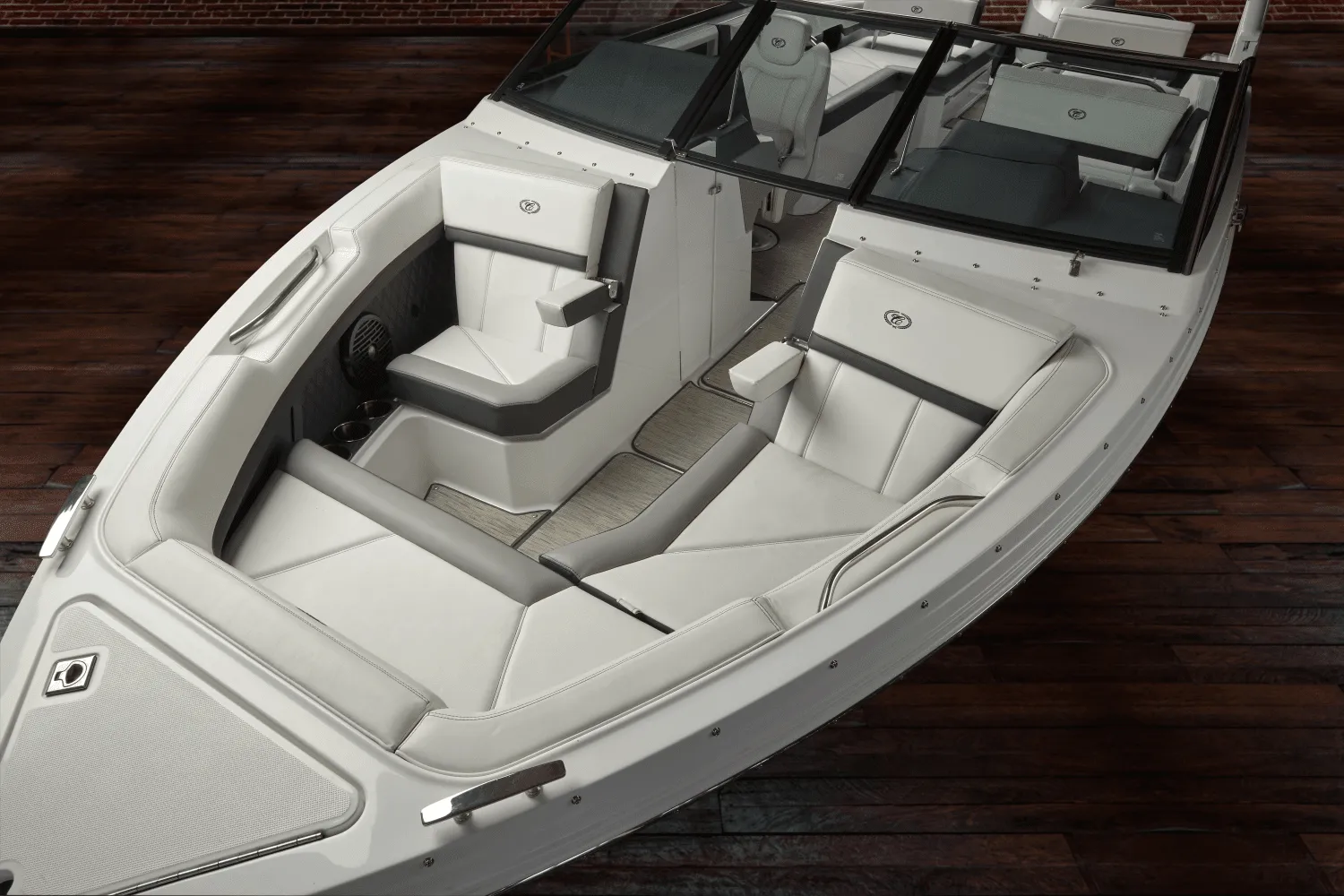 2025 Cobalt R6 Outboard Image Thumbnail #35