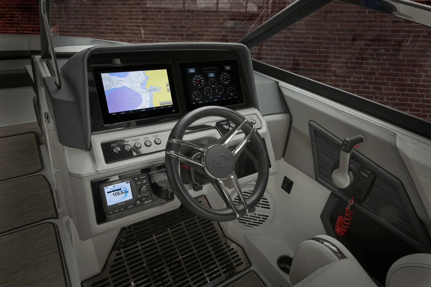 2026 Cobalt R6 Outboard Image Thumbnail #23