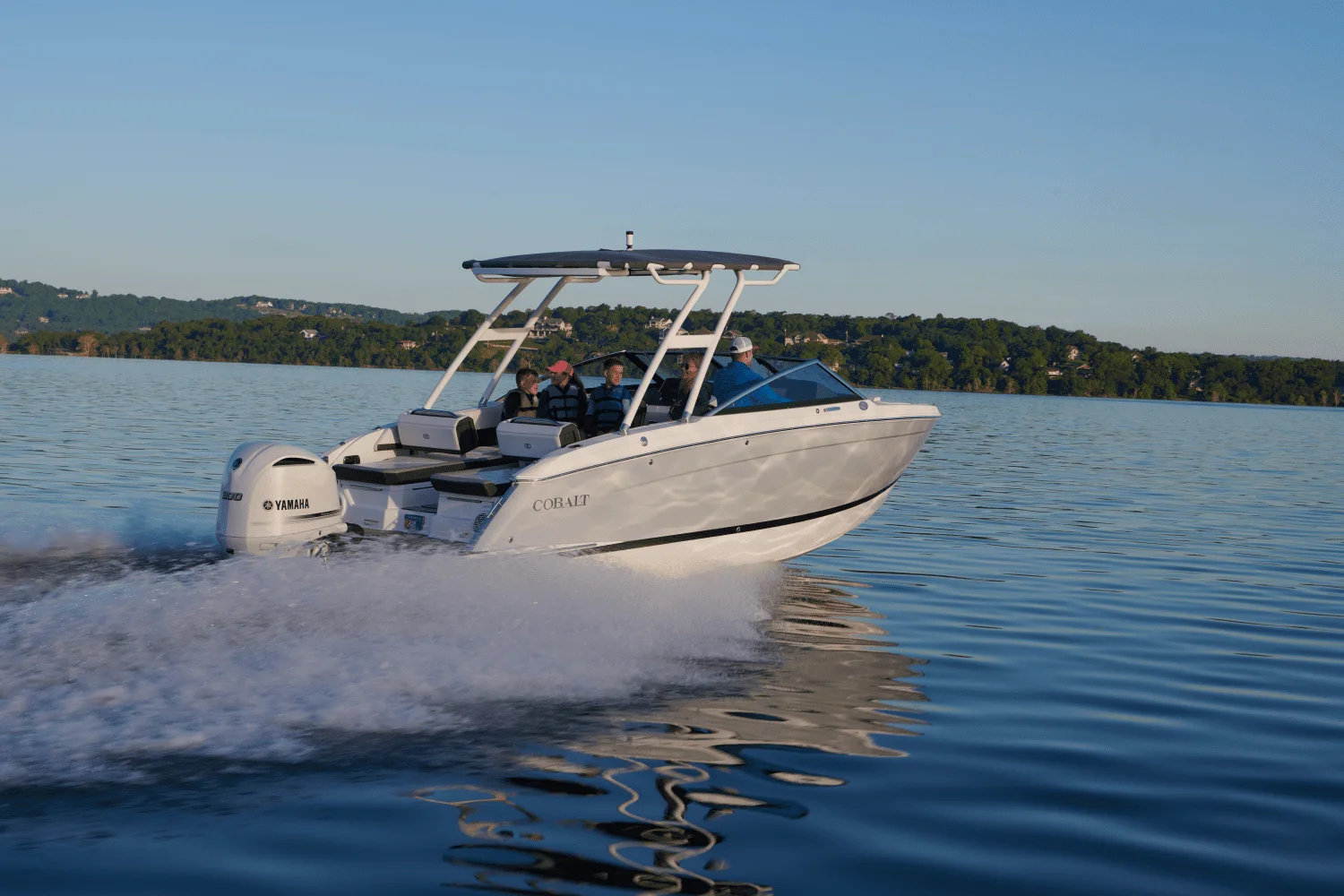 2026 Cobalt R6 Outboard Image Thumbnail #26