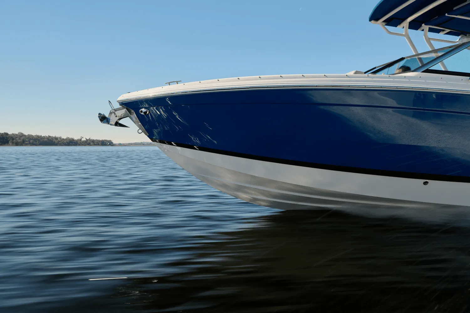 2025 Cobalt R8 Outboard Image Thumbnail #49