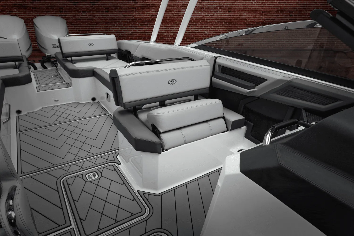 2025 Cobalt R8 Outboard Image Thumbnail #57