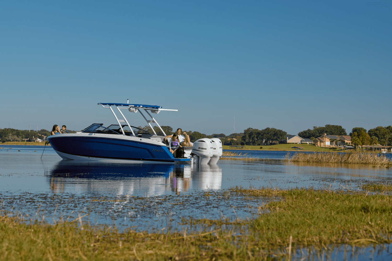 2024 Cobalt R8 Outboard Image Thumbnail #15