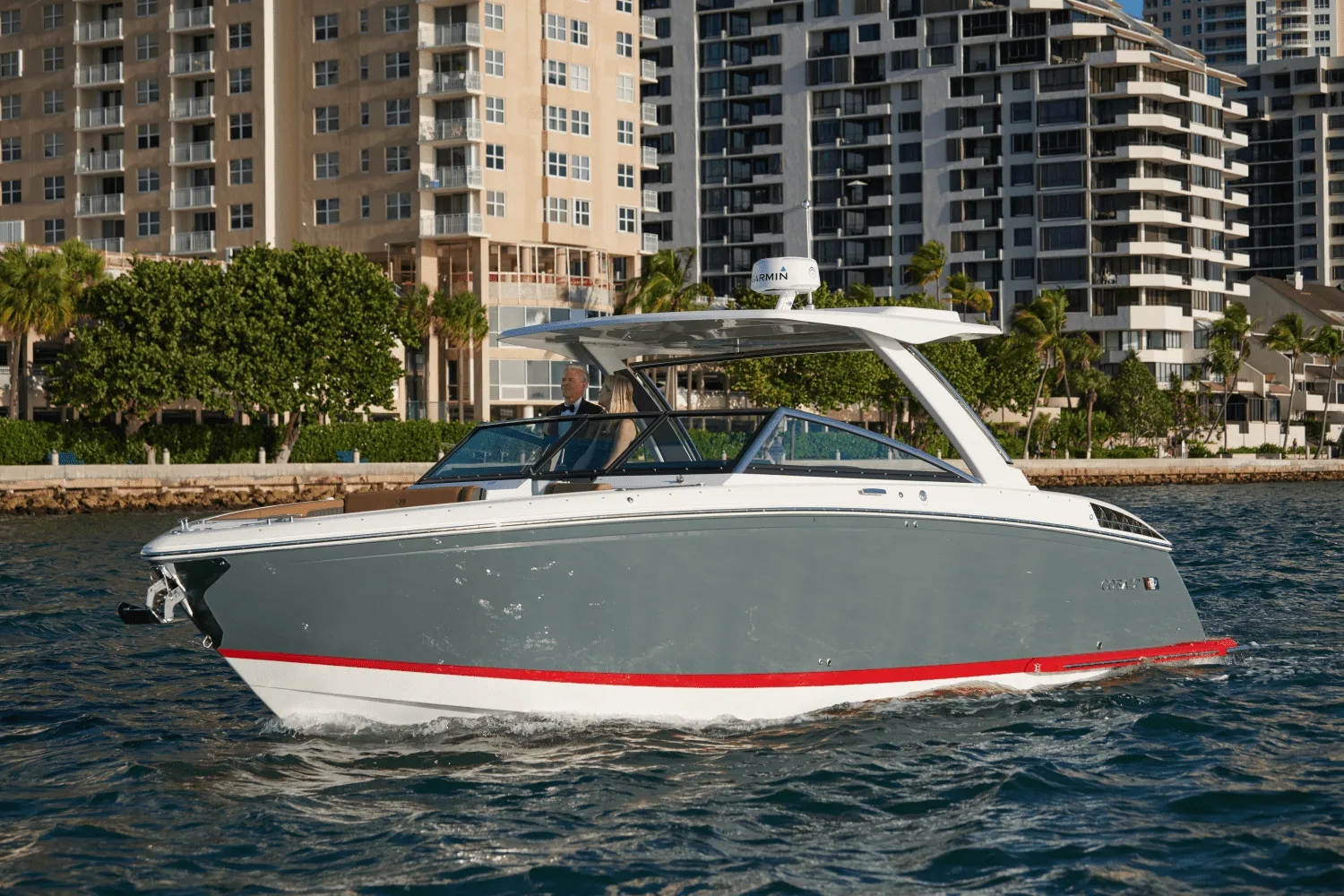 2025 Cobalt R33 Outboard Image Thumbnail #14