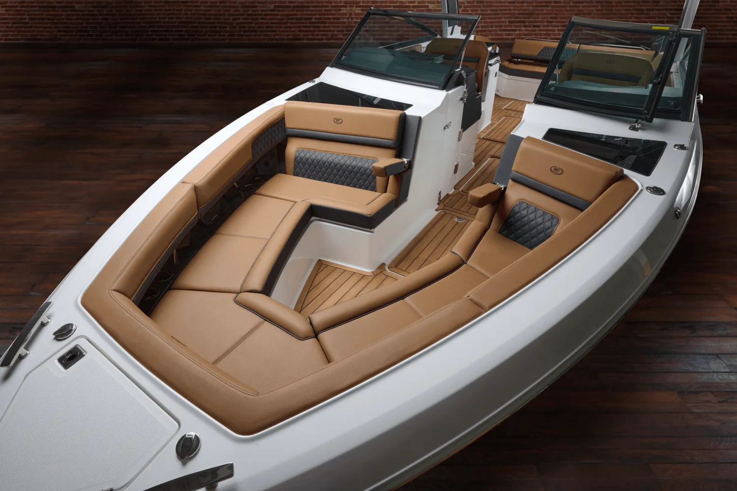 2025 Cobalt R33 Outboard Image Thumbnail #22