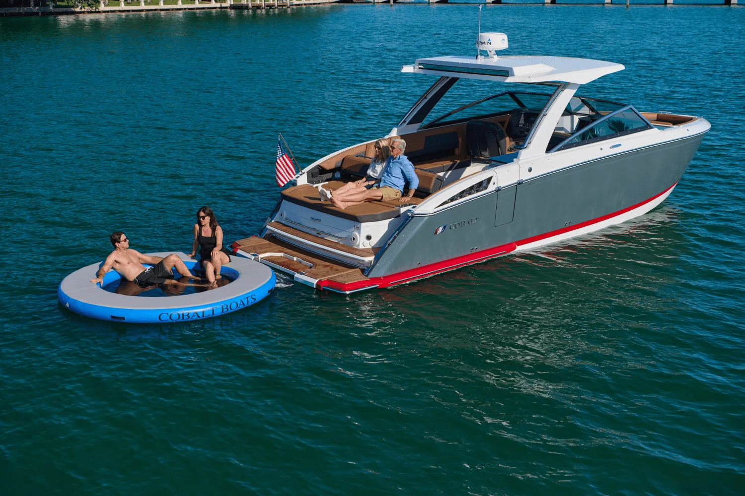 2026 Cobalt R31 Outboard Image Thumbnail #10