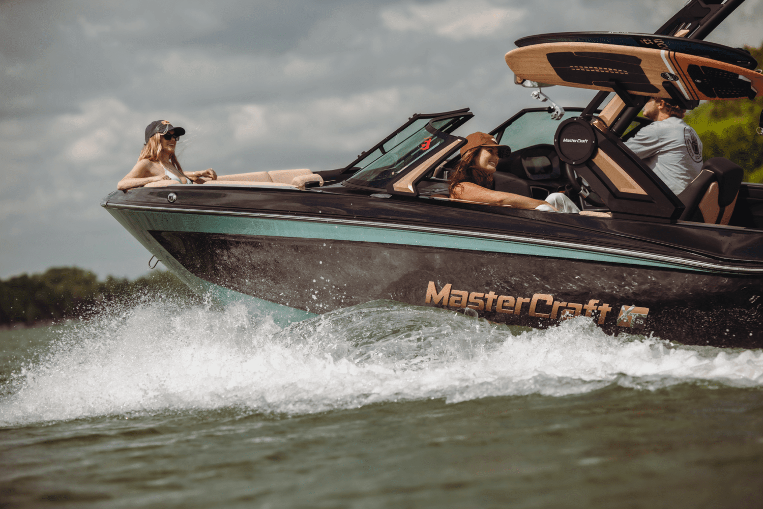 2024 Mastercraft XT25 Image Thumbnail #3