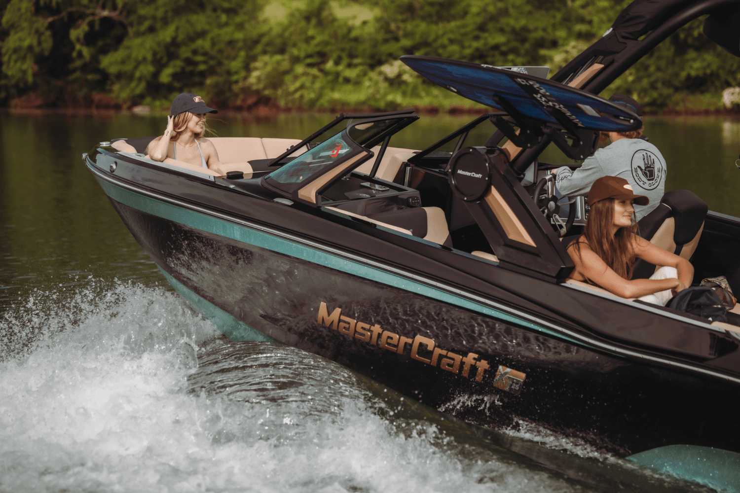 2024 Mastercraft XT25 Image Thumbnail #2