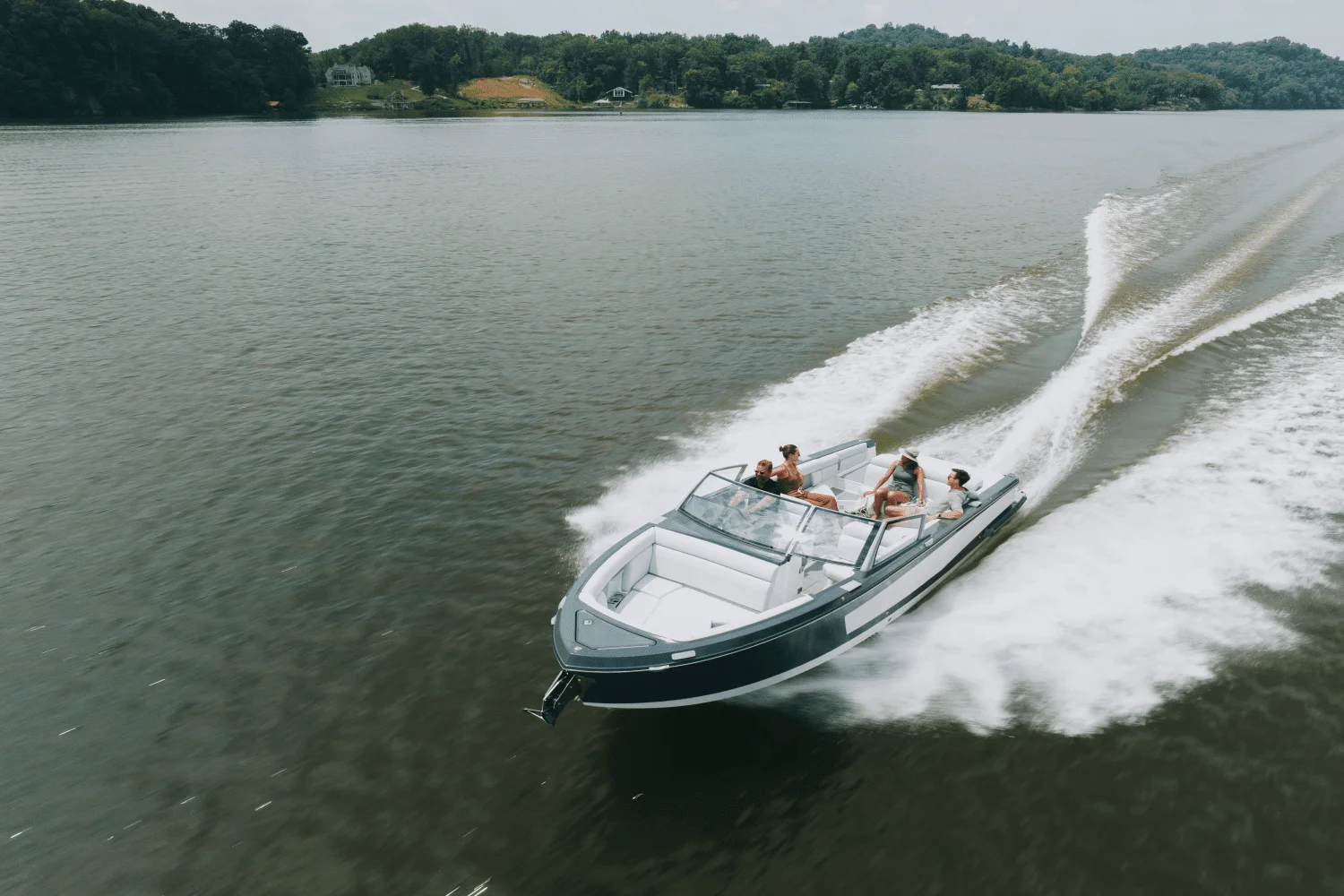 2025 Aviara AV28 Image Thumbnail #1