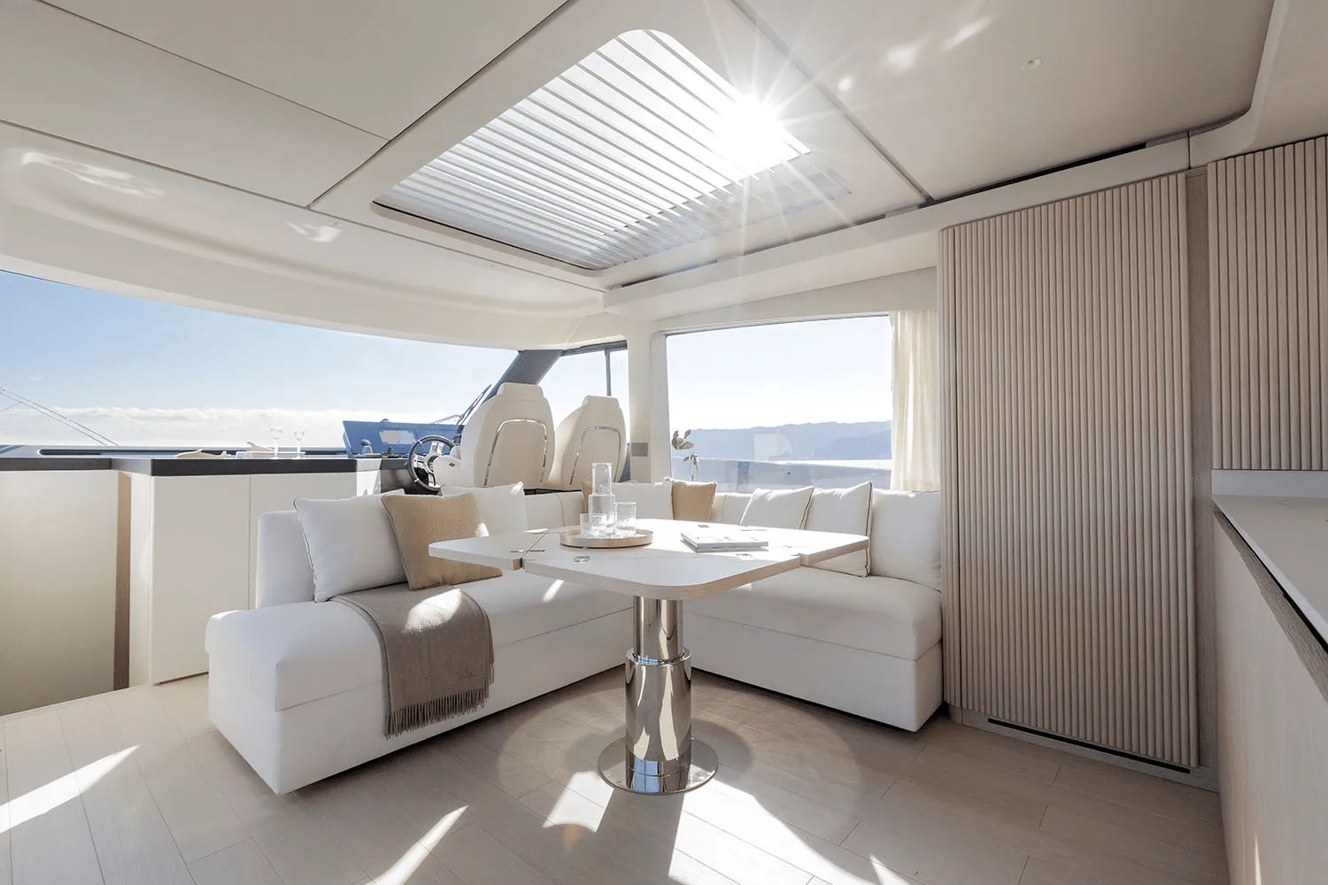 2026 Azimut Seadeck 6 Image Thumbnail #18