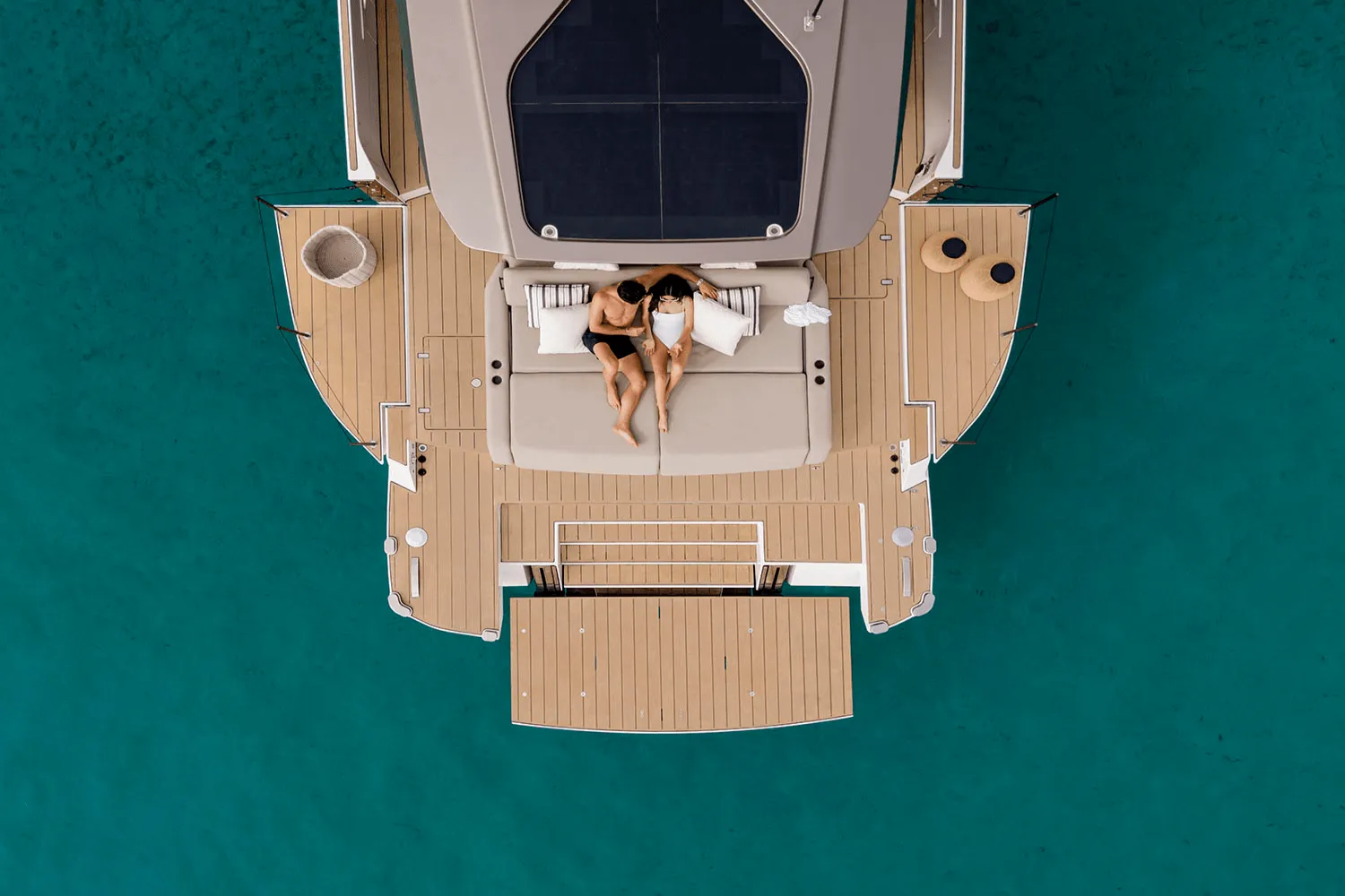 2026 Azimut Seadeck 6 Image Thumbnail #3