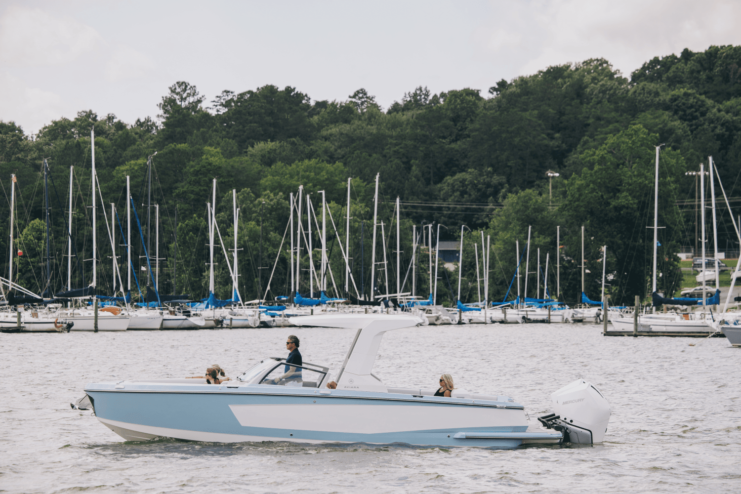 2025 Aviara AV28 Outboard Image Thumbnail #2