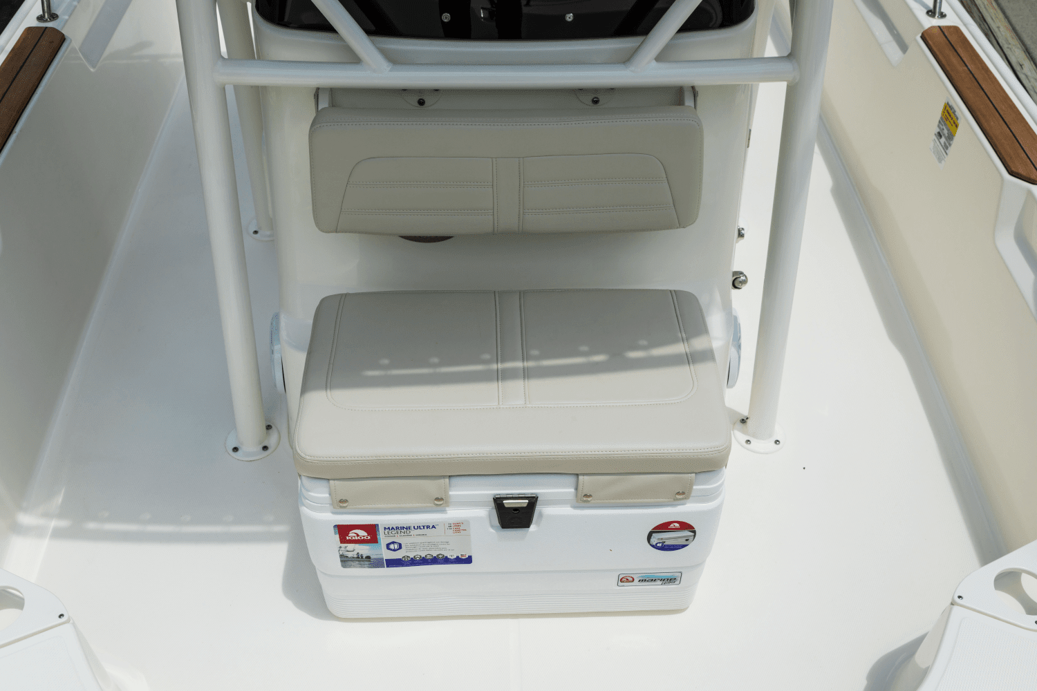 2026 Boston Whaler 190 Montauk Image Thumbnail #33