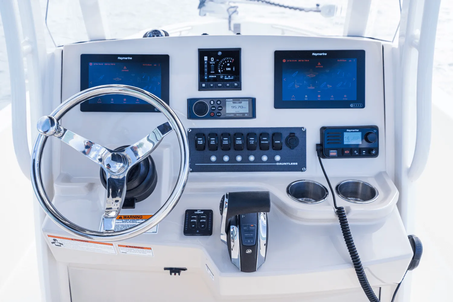 2025 Boston Whaler 220 Dauntless Image Thumbnail #32
