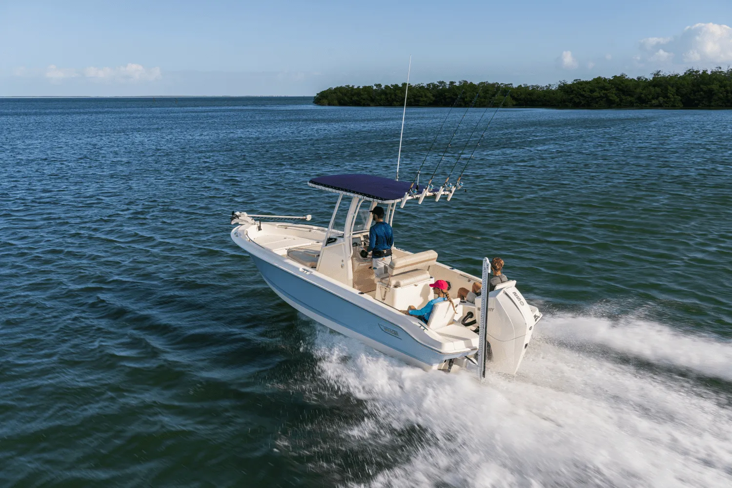 2025 Boston Whaler 220 Dauntless Image Thumbnail #9