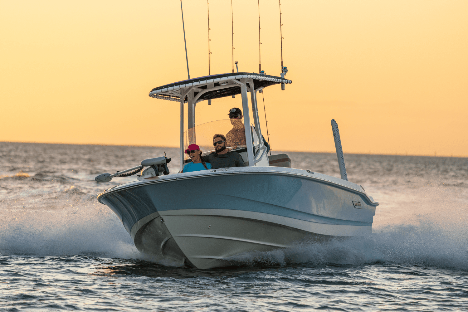 2026 Boston Whaler 220 Dauntless Image Thumbnail #12