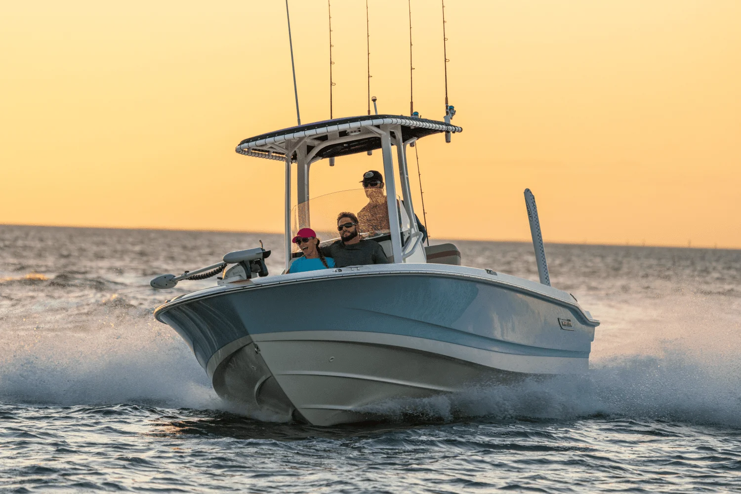 2026 Boston Whaler 220 Dauntless Image Thumbnail #12