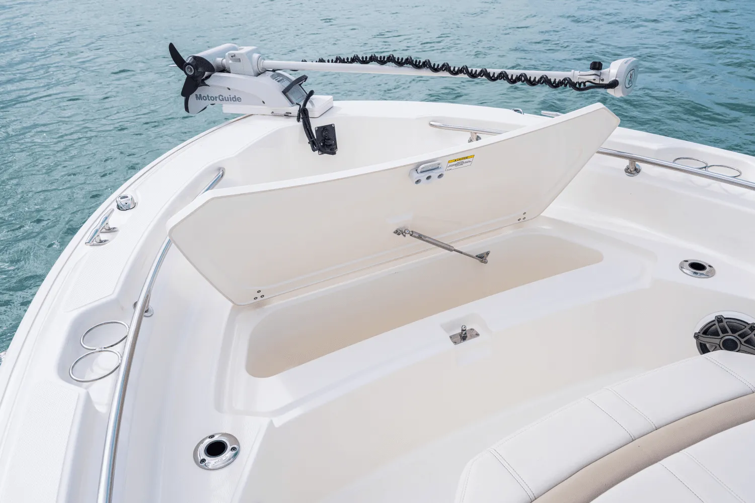 2025 Boston Whaler 220 Dauntless Image Thumbnail #38