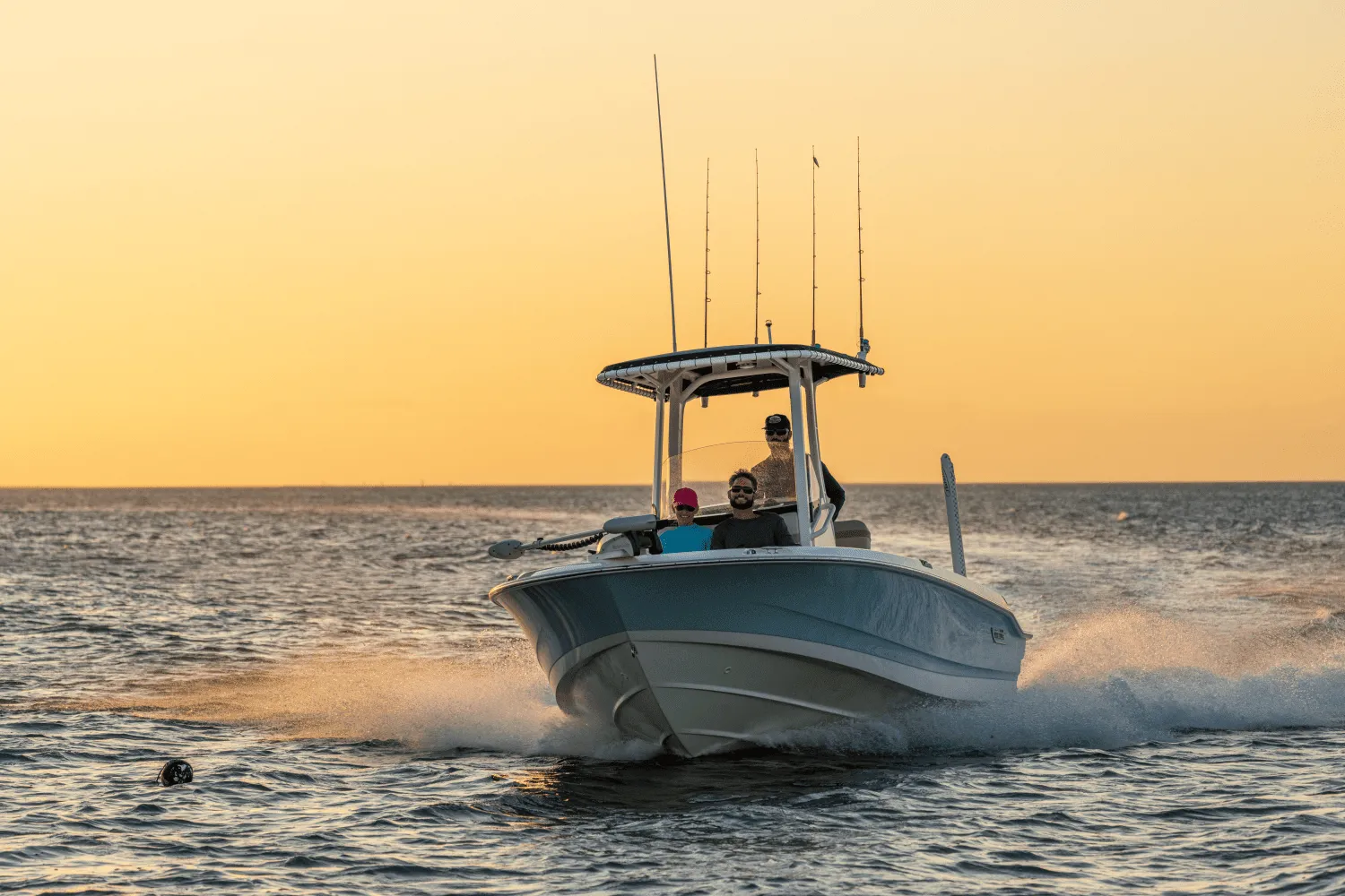 2025 Boston Whaler 220 Dauntless Image Thumbnail #11