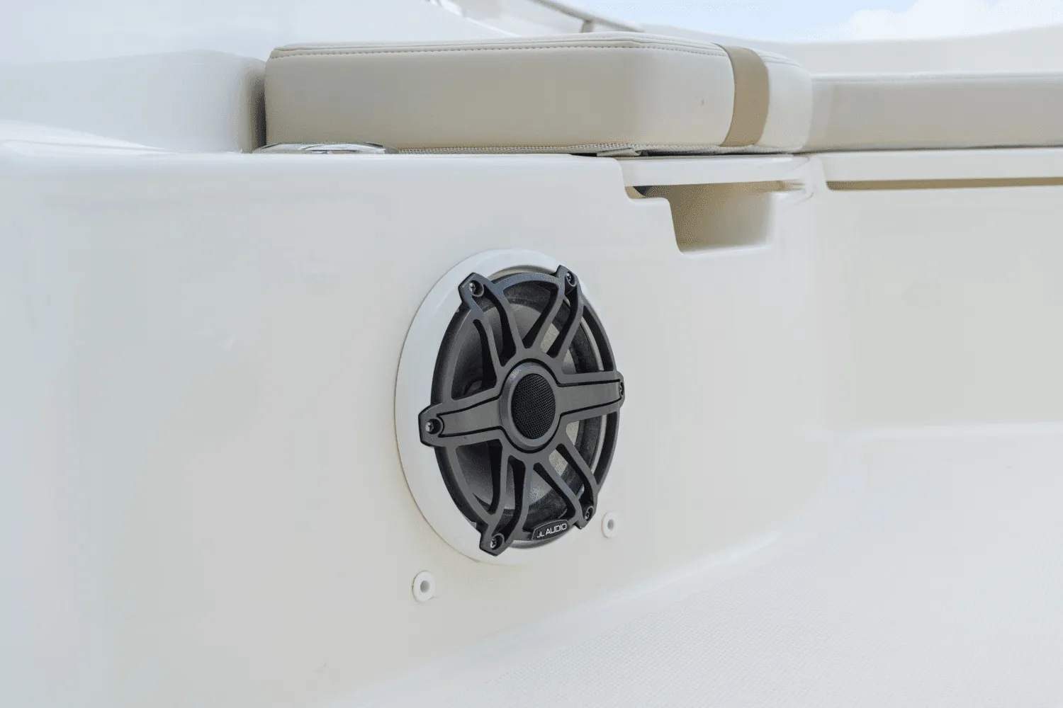 2026 Boston Whaler 250 Dauntless Image Thumbnail #63