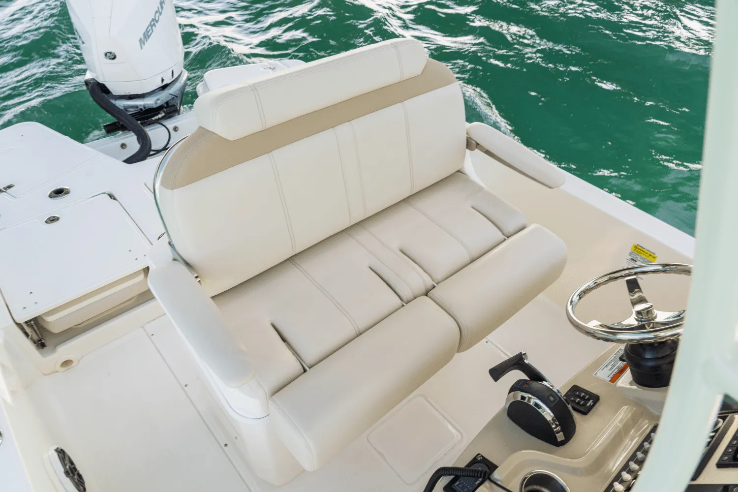 2026 Boston Whaler 250 Dauntless Image Thumbnail #53