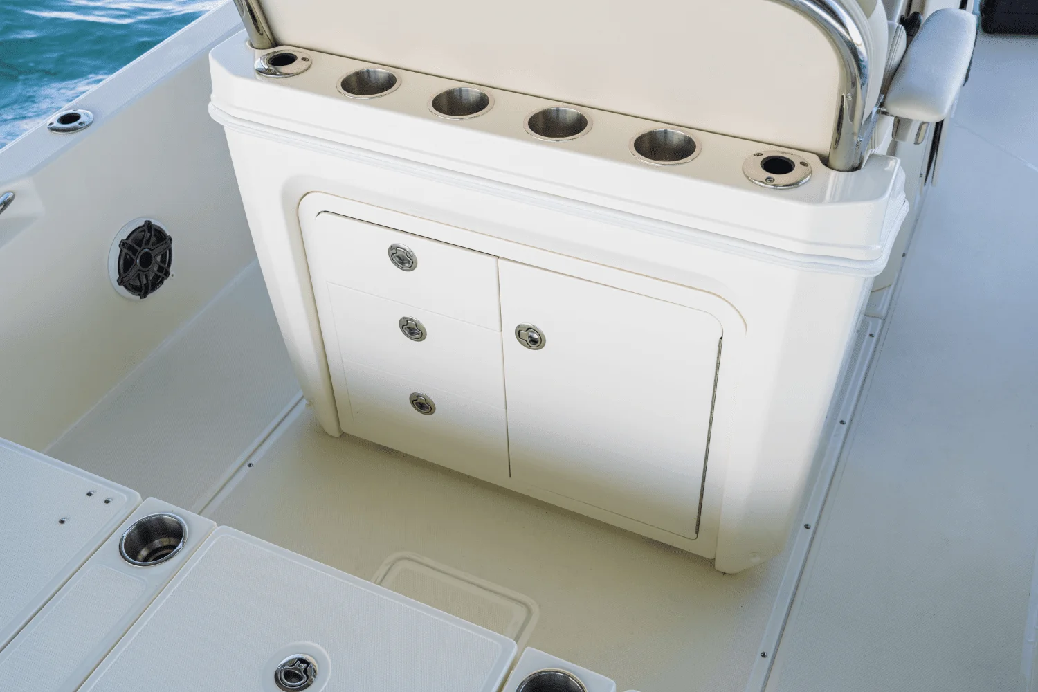 2024 Boston Whaler 250 Dauntless Image Thumbnail #45