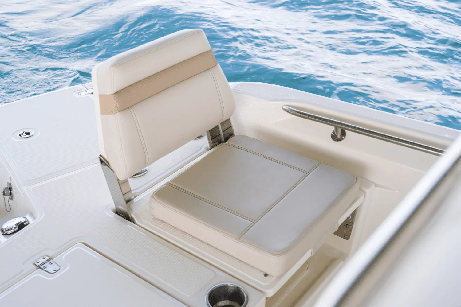 2026 Boston Whaler 250 Dauntless Image Thumbnail #57