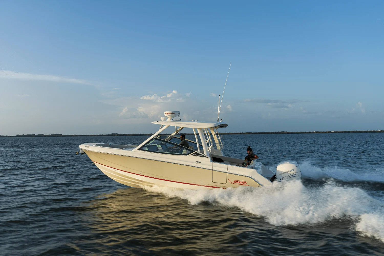 2026 Boston Whaler 280 Vantage Image Thumbnail #2
