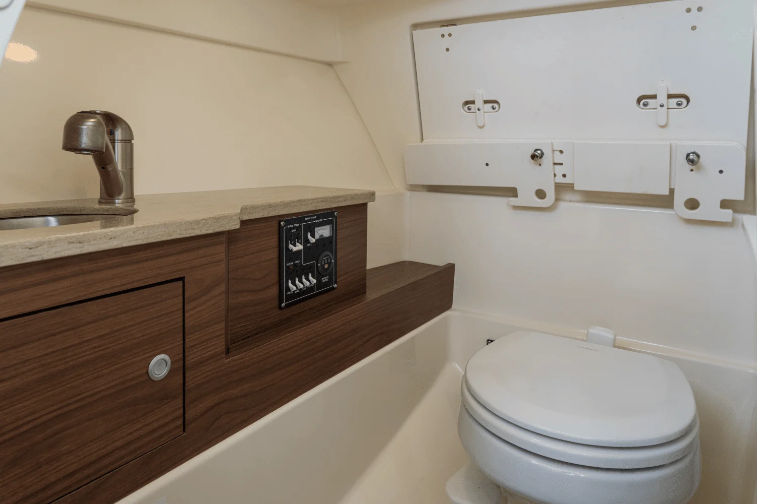 2026 Boston Whaler 280 Vantage Image Thumbnail #33