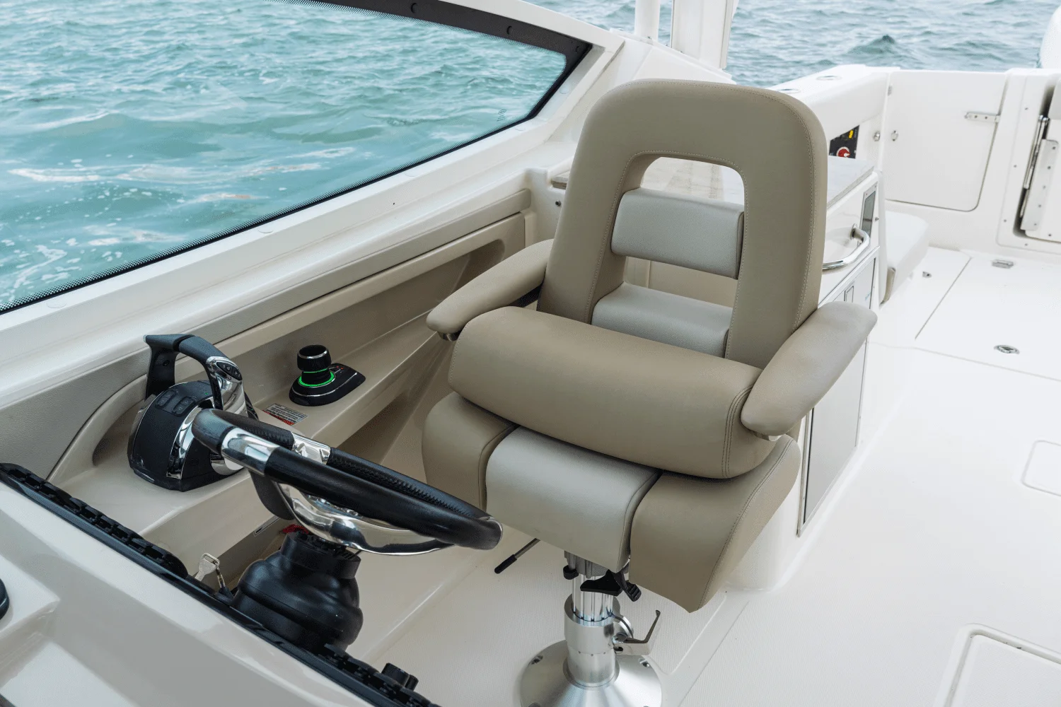 2026 Boston Whaler 280 Vantage Image Thumbnail #56