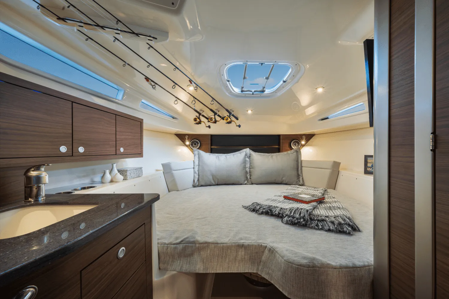 2026 Boston Whaler 325 Conquest Image Thumbnail #39