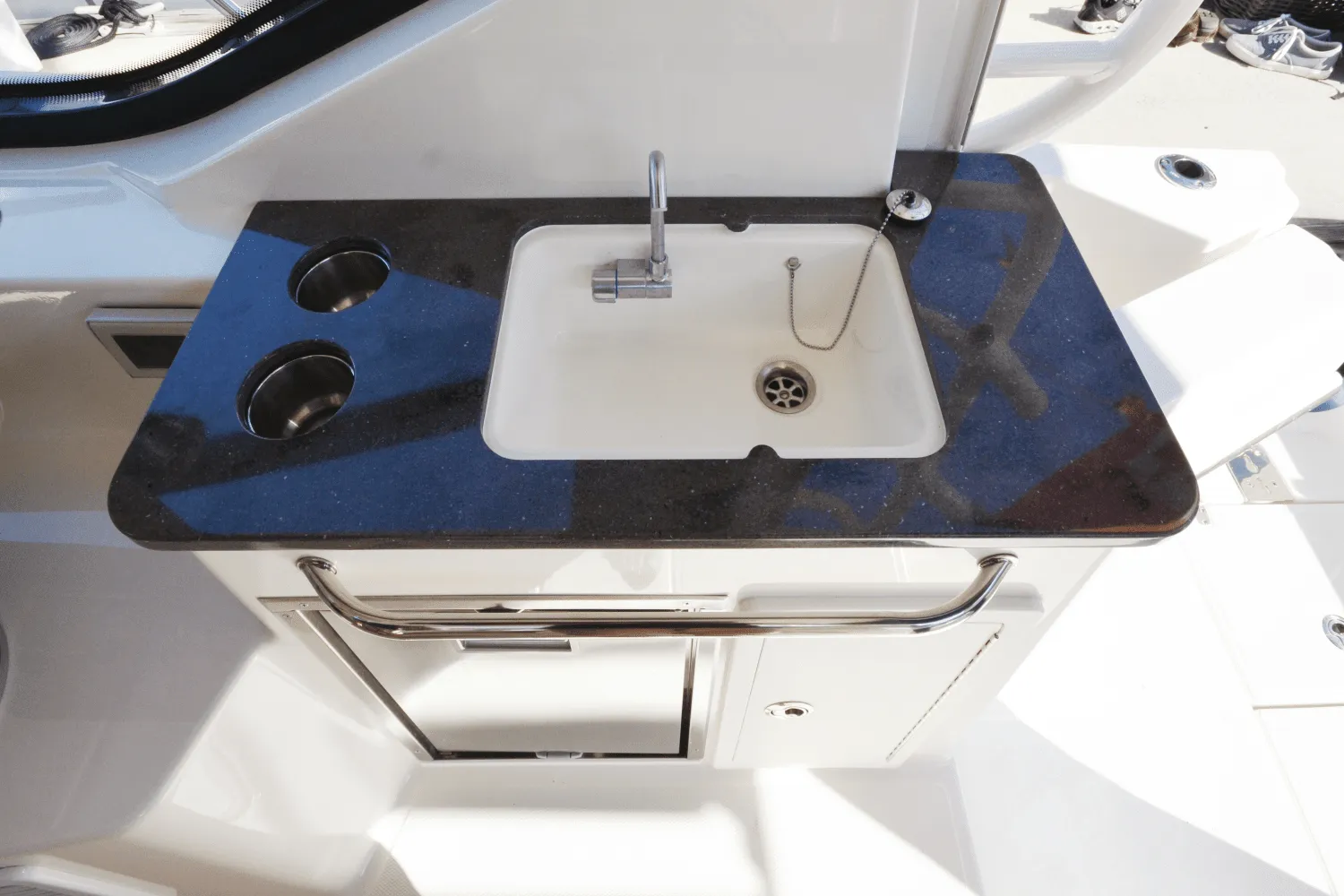 2026 Boston Whaler 325 Conquest Image Thumbnail #51