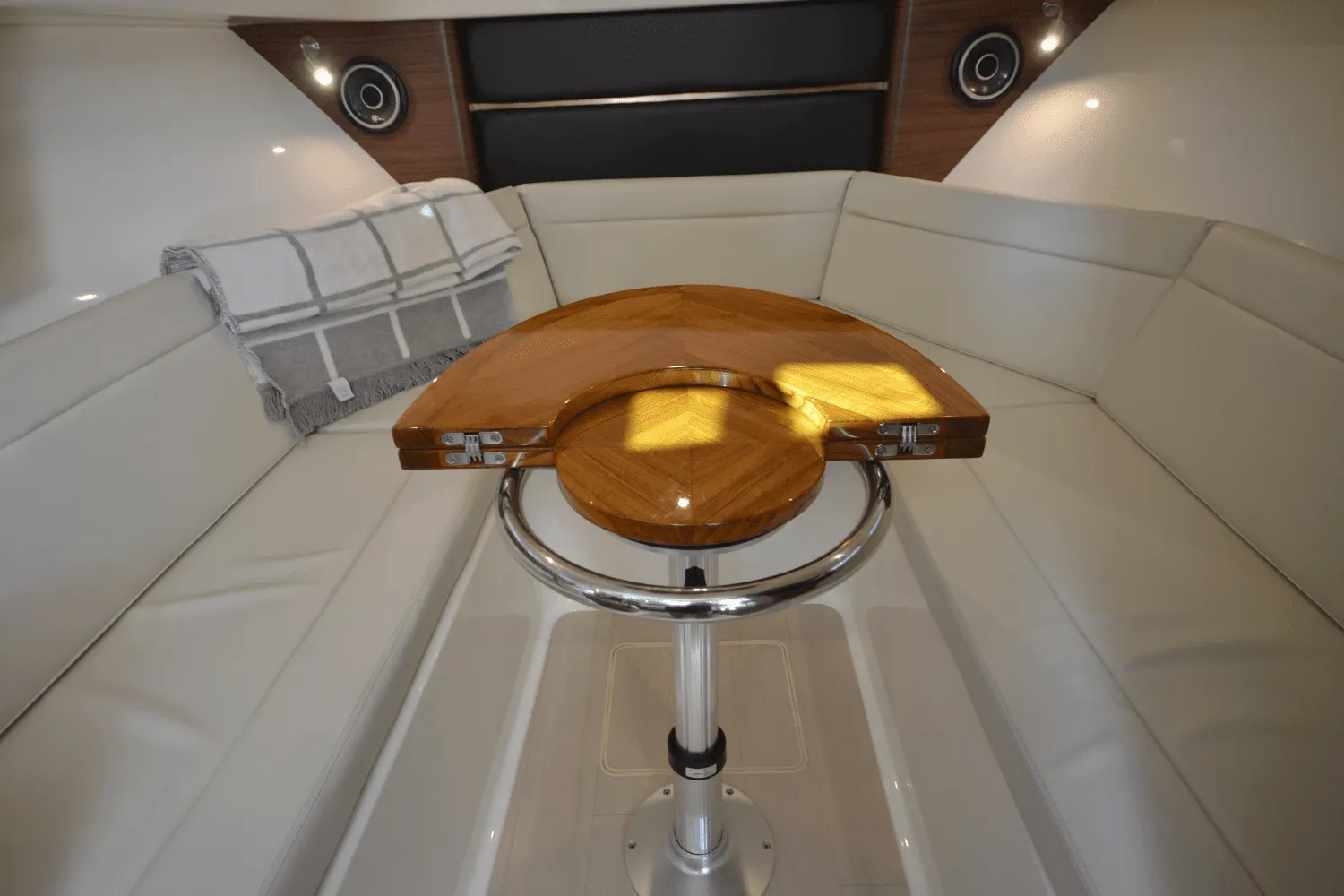 2026 Boston Whaler 325 Conquest Image Thumbnail #45