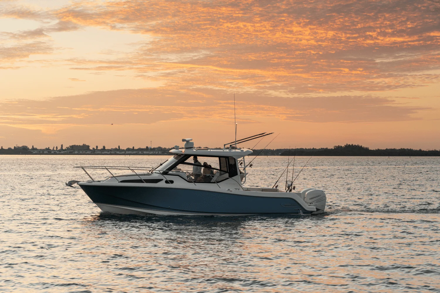 2026 Boston Whaler 325 Conquest Image Thumbnail #9