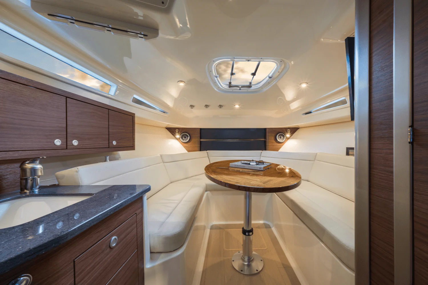 2026 Boston Whaler 325 Conquest Image Thumbnail #40