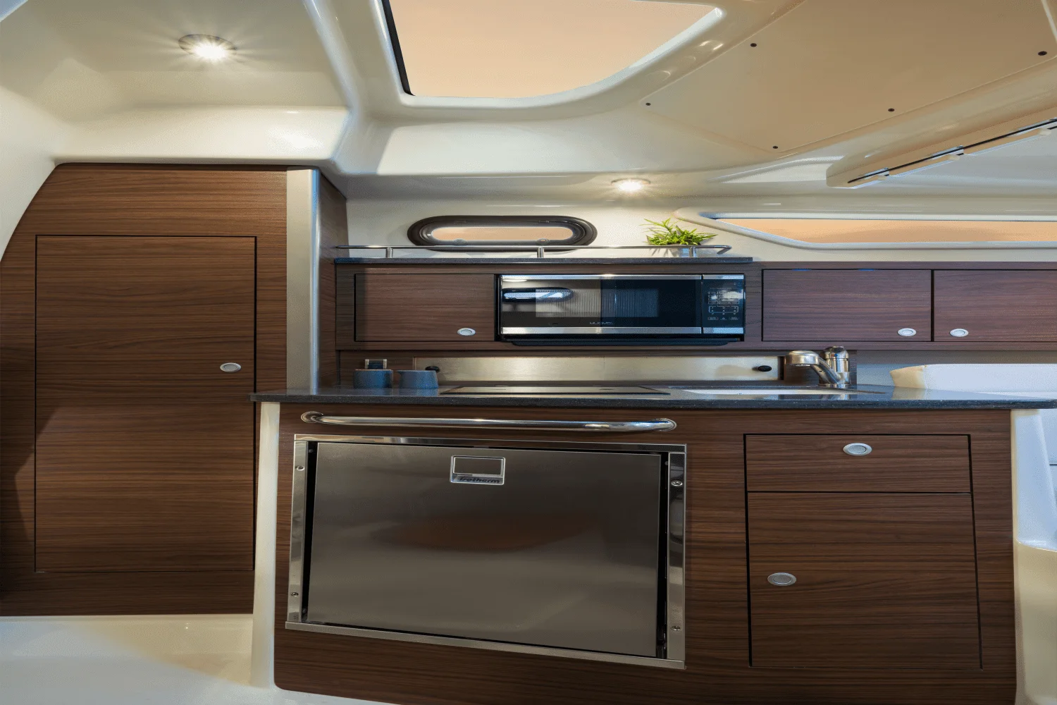 2026 Boston Whaler 325 Conquest Image Thumbnail #52