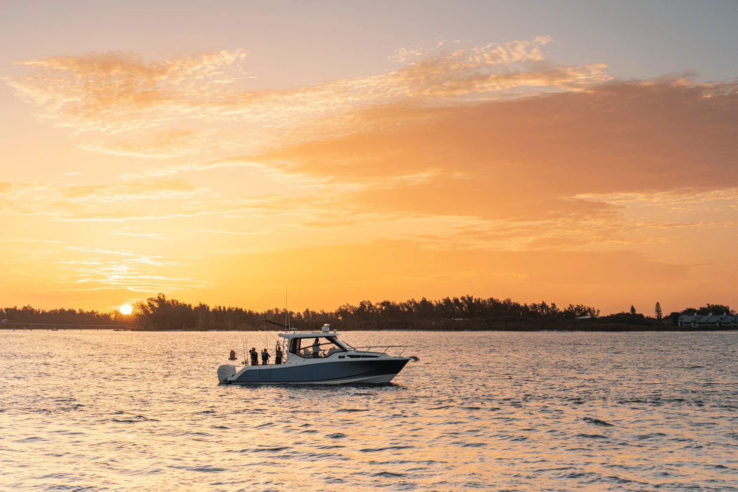 2026 Boston Whaler 325 Conquest Image Thumbnail #12