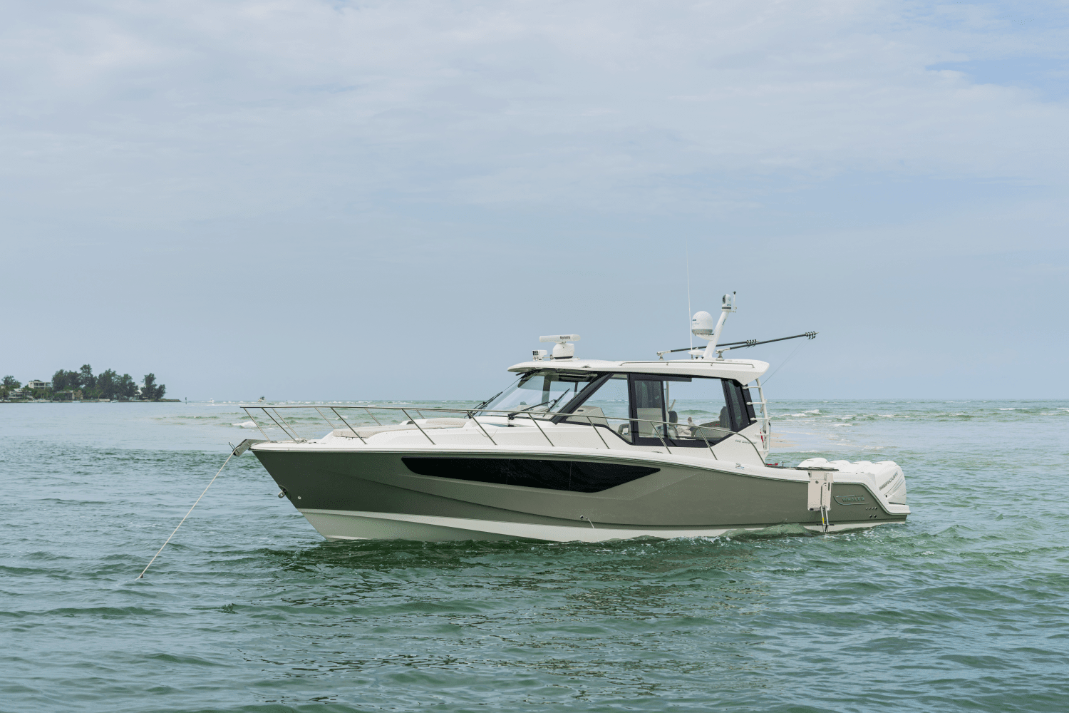 2026 Boston Whaler 405 Conquest Image Thumbnail #2