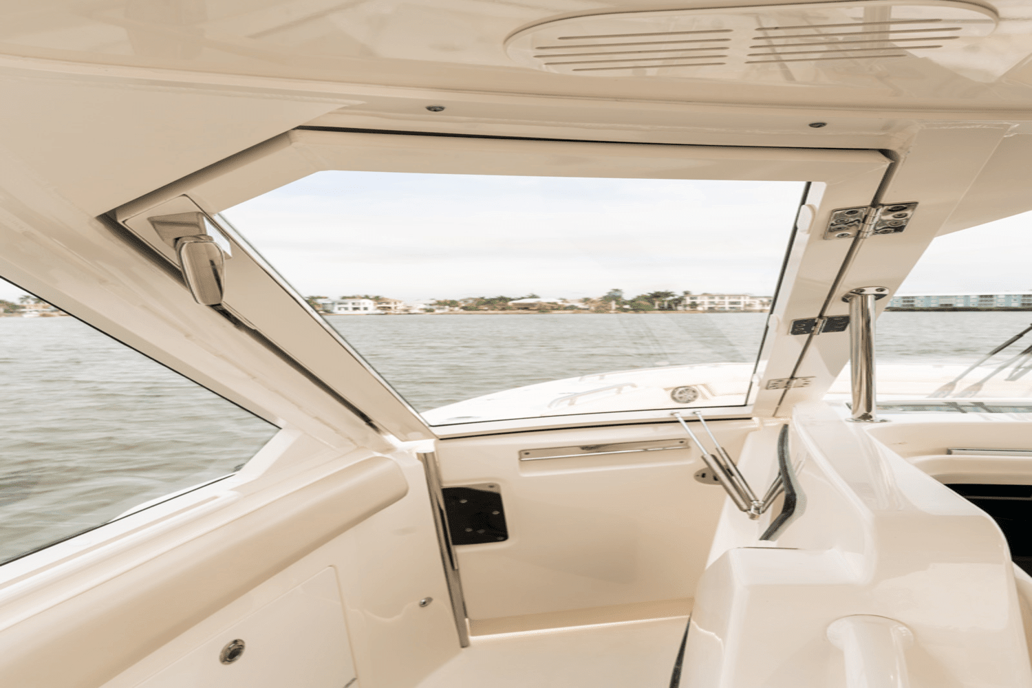 2026 Boston Whaler 380 Realm Image Thumbnail #81