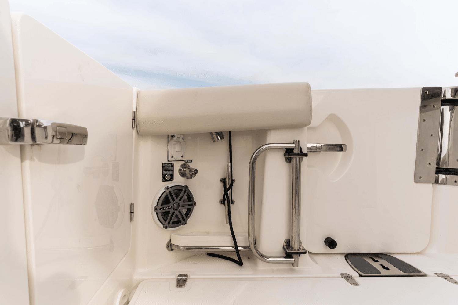 2026 Boston Whaler 380 Realm Image Thumbnail #94