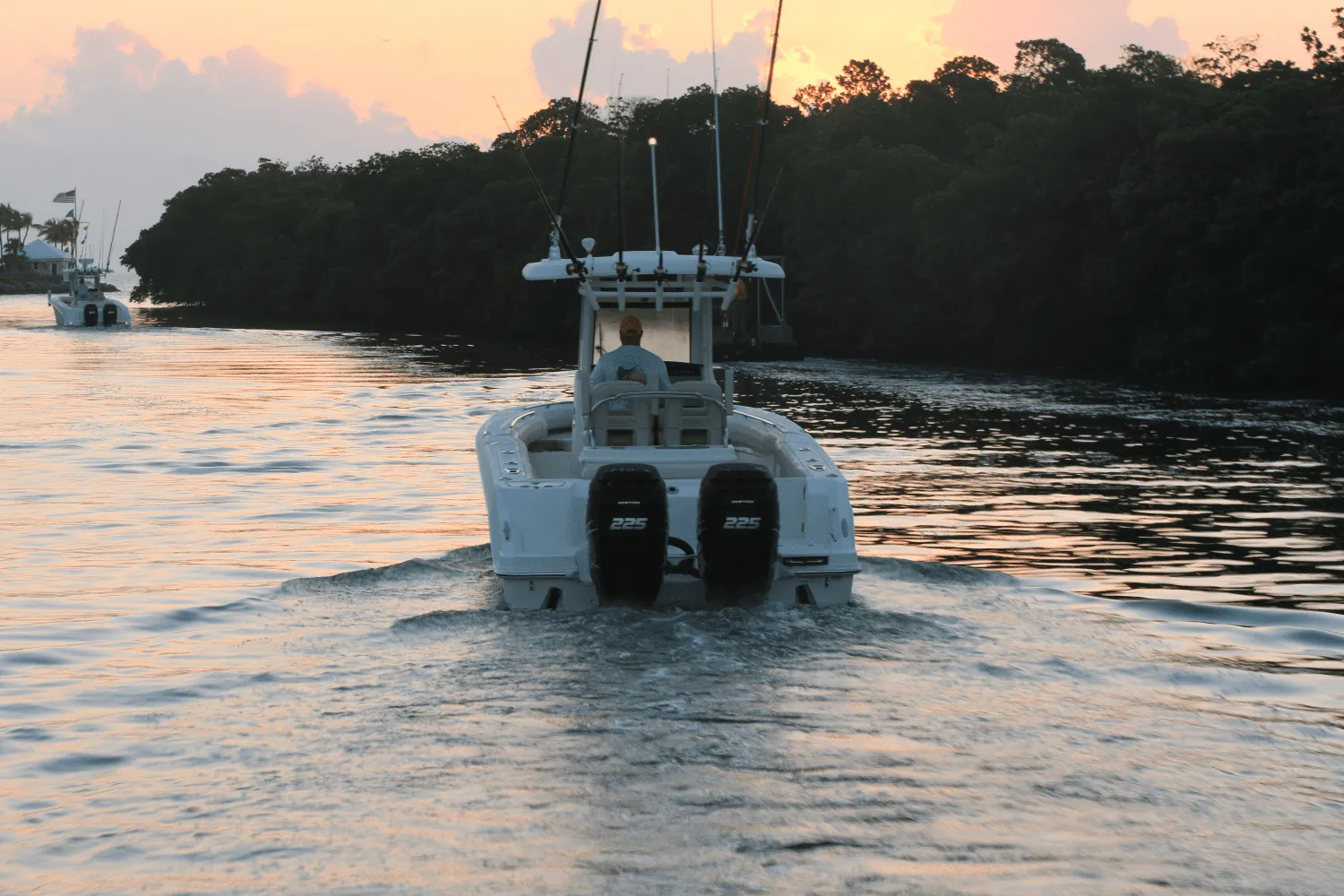 2026 Boston Whaler 250 Outrage Image Thumbnail #14